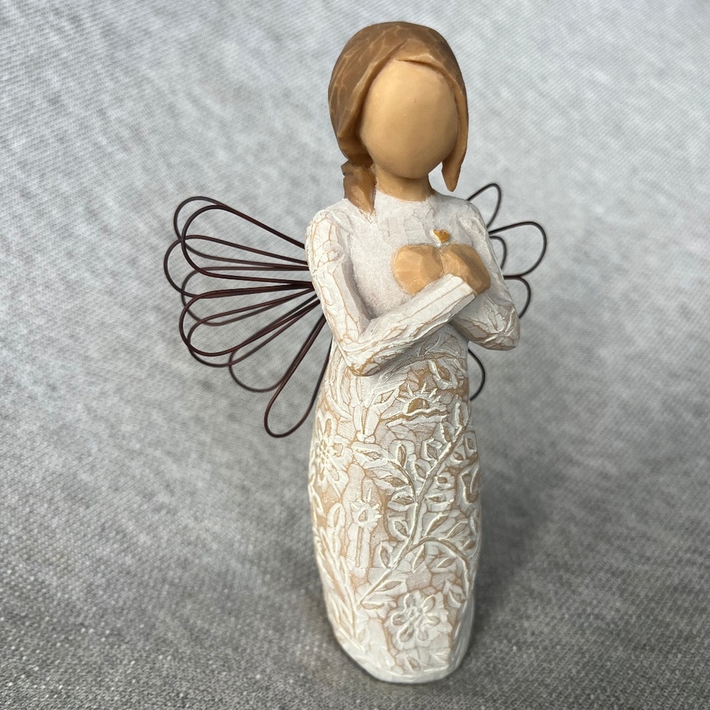 Willow Tree Remembrance Angel: BRAND NEW